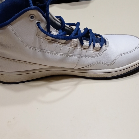 Jordans - Picture 3 of 4